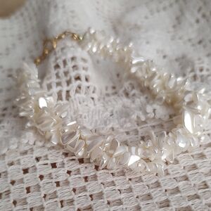 Pearl Chip Bracelet - Ivory White Beaded Bracelet